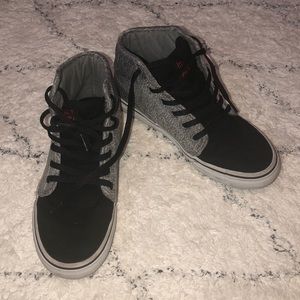 Boys Filas Sz 4 (4/$25)